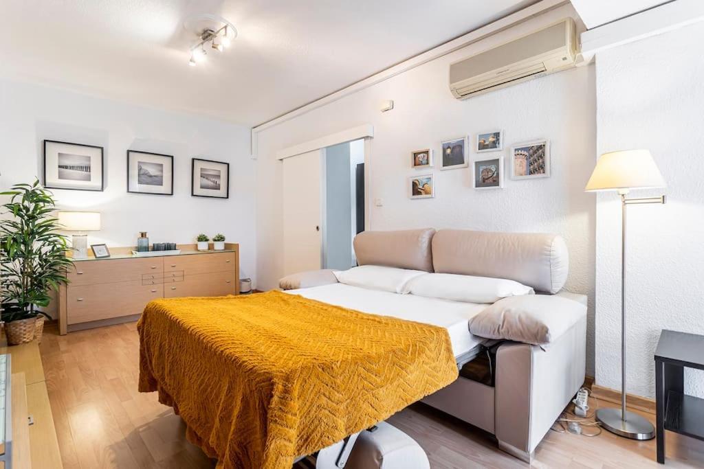 Precioso Piso Moderno: Terraza, A/C, Netflix, Wifi Appartement Valencia Buitenkant foto