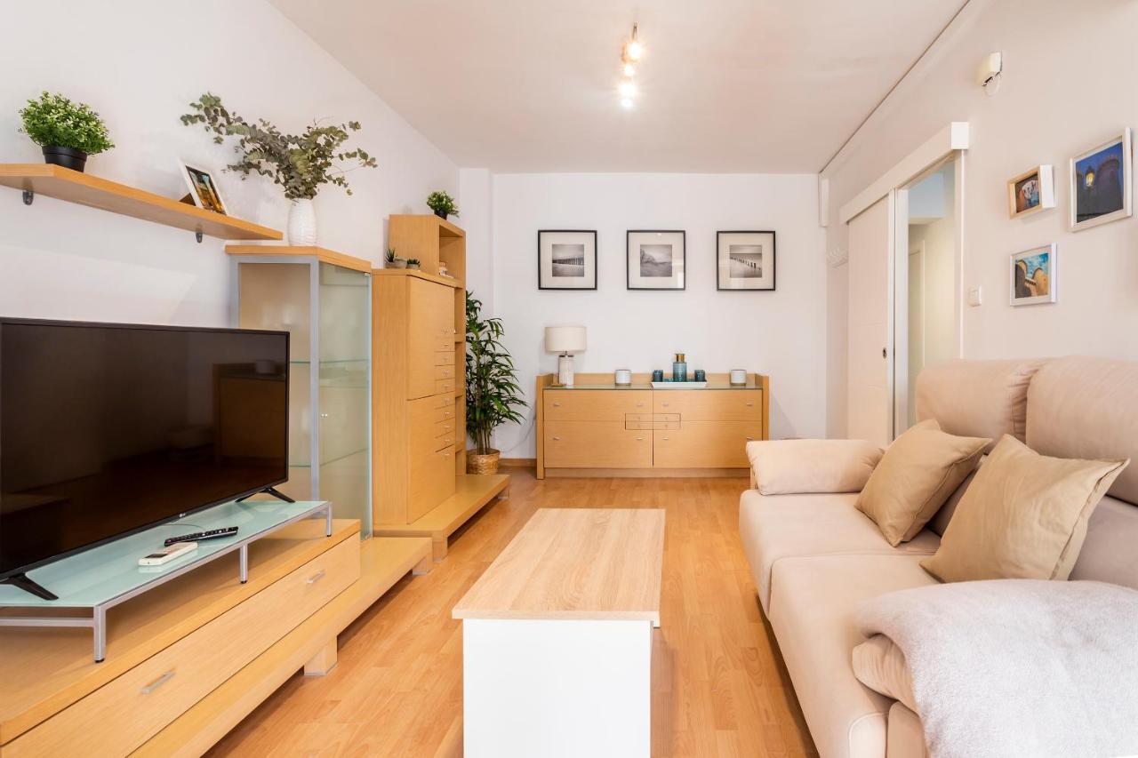 Precioso Piso Moderno: Terraza, A/C, Netflix, Wifi Appartement Valencia Buitenkant foto