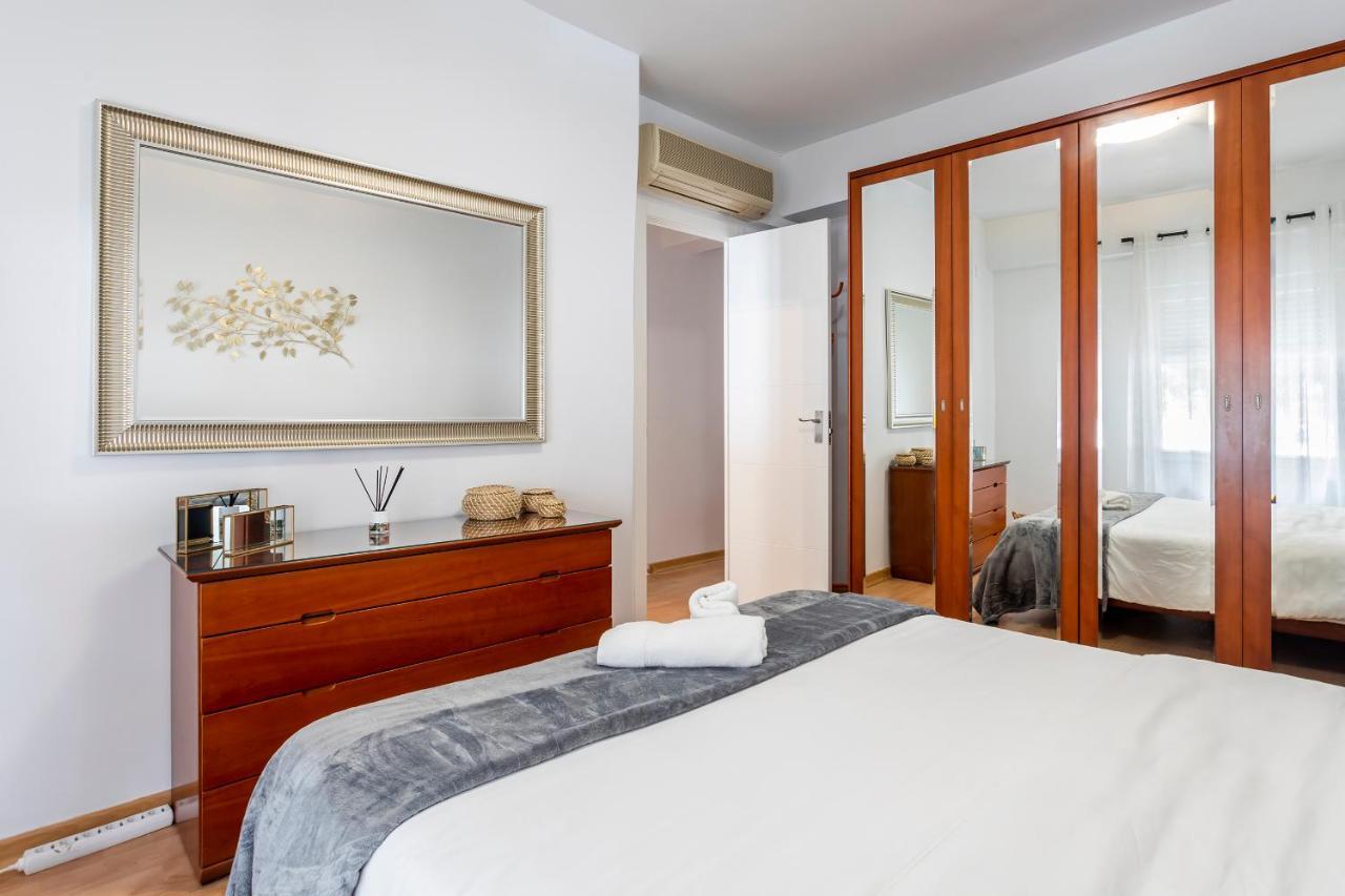 Precioso Piso Moderno: Terraza, A/C, Netflix, Wifi Appartement Valencia Buitenkant foto