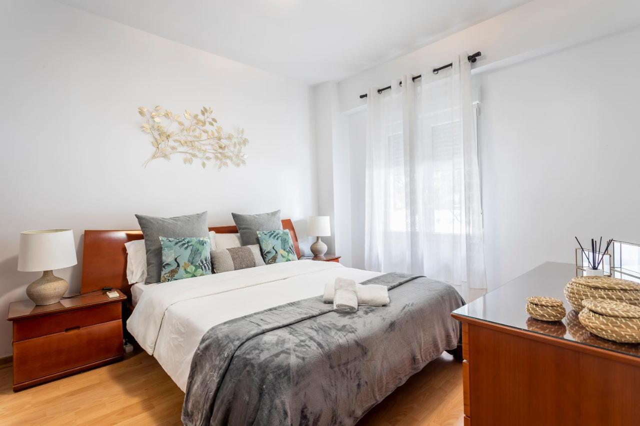 Precioso Piso Moderno: Terraza, A/C, Netflix, Wifi Appartement Valencia Buitenkant foto