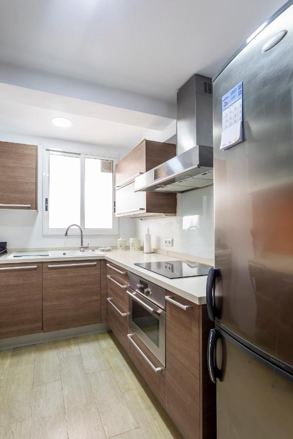 Precioso Piso Moderno: Terraza, A/C, Netflix, Wifi Appartement Valencia Buitenkant foto